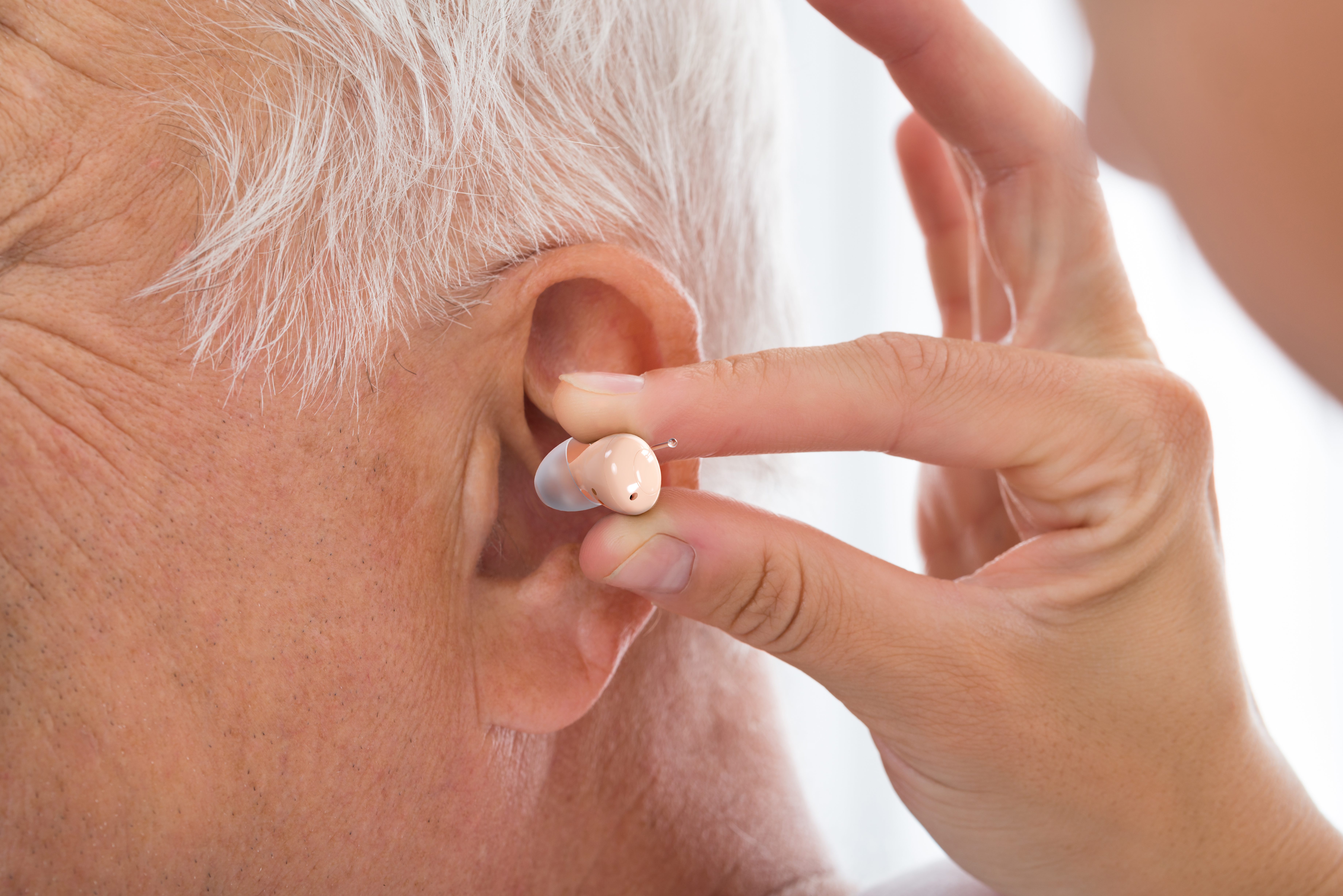 Audien Hearing Atom Pro 2 OTC Hearing Aid - image 5 of 7