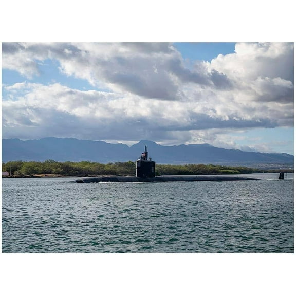500 Piece Multicolor Jigsaw Puzzle - Submarine USS Columbia (SSN 771) Gets Underway from Pearl Harbor