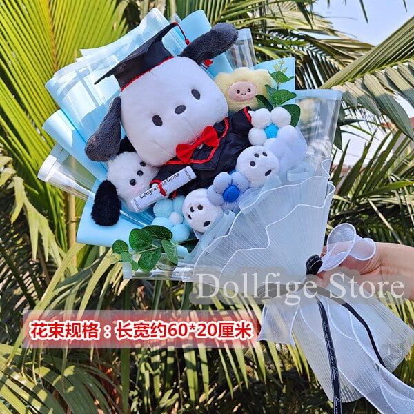 ramo de flores kirby anime kawaii, regalo de graduación, muñeca de peluche kuromi, sombreros de graduación, moda sanrio, día de san valentín Ramo de peluche en forma de corazón con muñeco Kuromi vestido con birrete y moño rojo, flores y pompones de felpa en blanco y azul, relleno de algodón PP, envuelto en celofán y malla blanca con lazo decorativo, vista frontal centrada con fondo de hojas; adecuado como regalo de graduación, San Valentín o decoración estilo Sanrio.