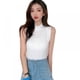 thumbnail image 1 of Camiseta corta sin mangas de punto ajustada con cuello alto y media tortuga de color liso para mujer, 1 of 4