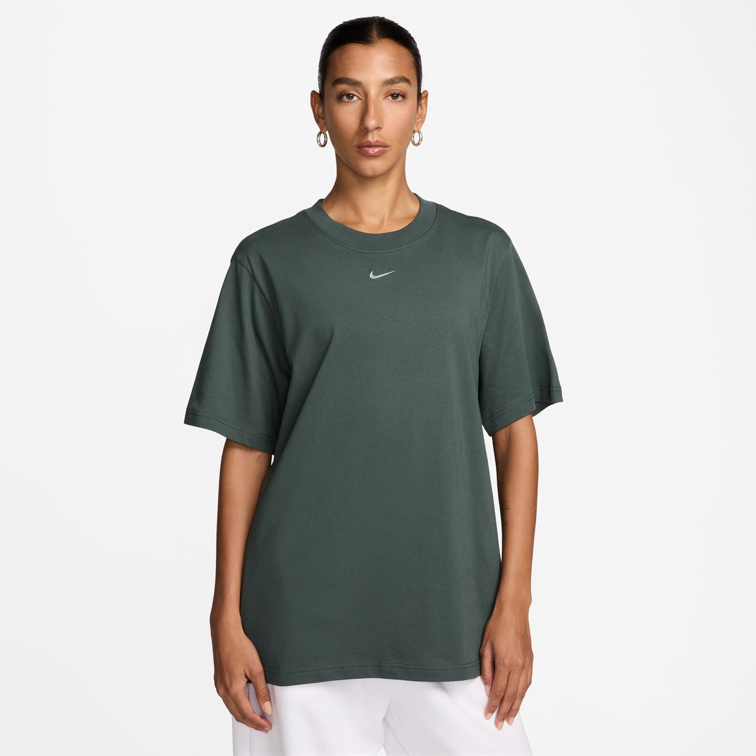 nike sportswear vintage women's crops