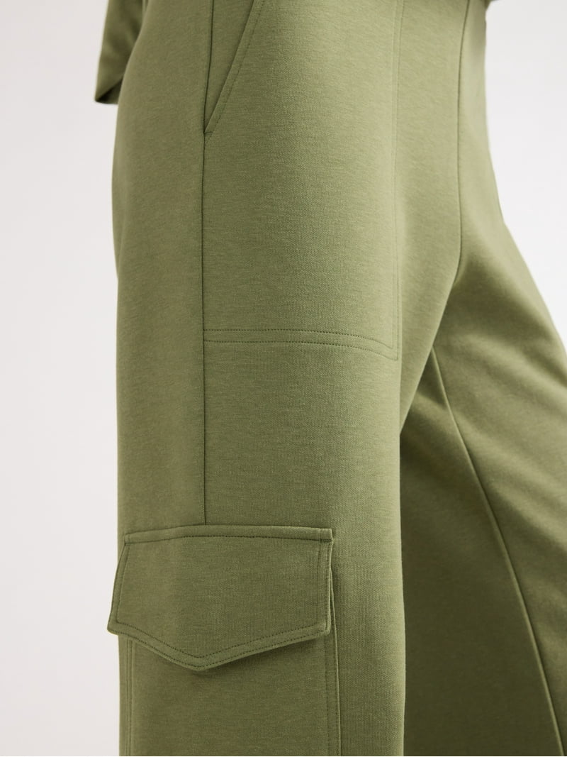 Free Assembly Women's and Women's Plus Wide Leg Knit Cargo Free Assembly Women's and Women's Plus Wide Leg Knit Cargo