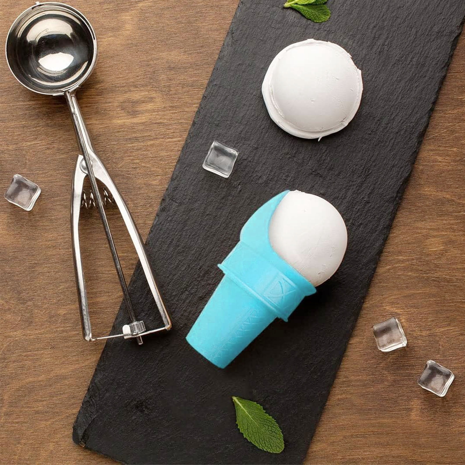 Nieyigj 4pcs Reusable Mini Ice Cream Cone Holder for Scooping Frozen Yogurt Sorbet and Cream, Upright Ice Cream Snow Cone Cup Stand, Pink and Blue (3.9x2.1 inches / 10x5.3 cm)