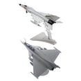 thumbnail image 1 of 2 Piezas 1:72 Rafale France Fighter con Adornos de F-8, 1 of 9