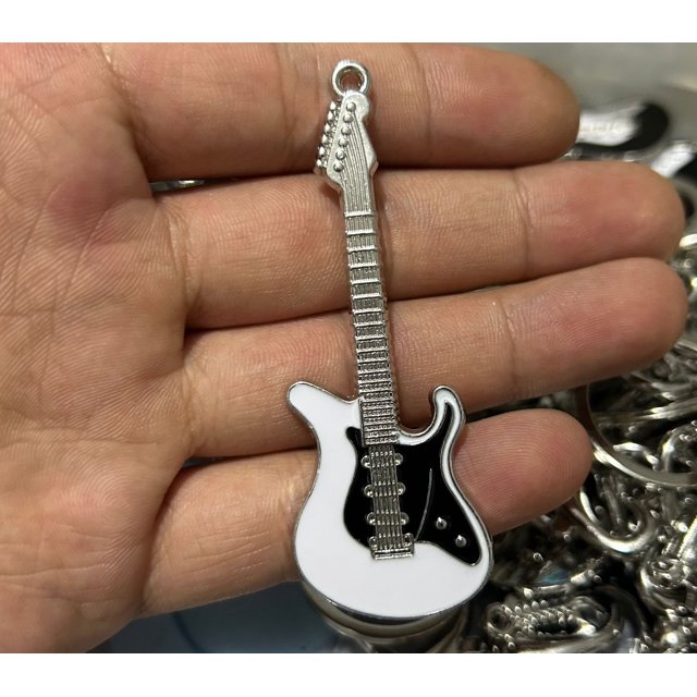 Llavero con colgante de bolso con forma de estrella de cinco puntas y diseño de guitarra Y2K estilo hip hop