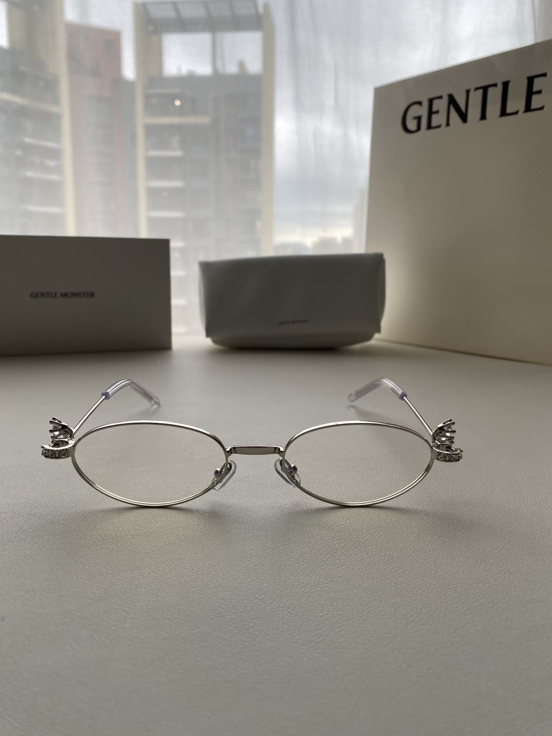 Gentle Monster Carat 02 Oval Sunglasses in Silver Metal - Walmart.com