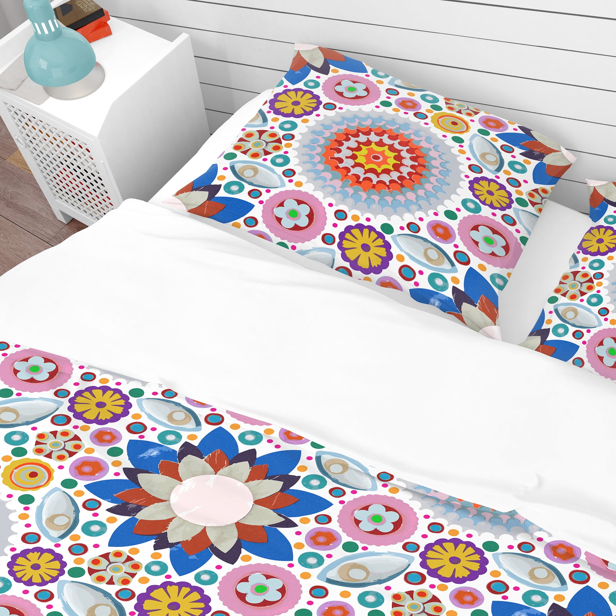 Designart 'Abstract Flowers Pattern' Bohemian & Eclectic Duvet Cover Set