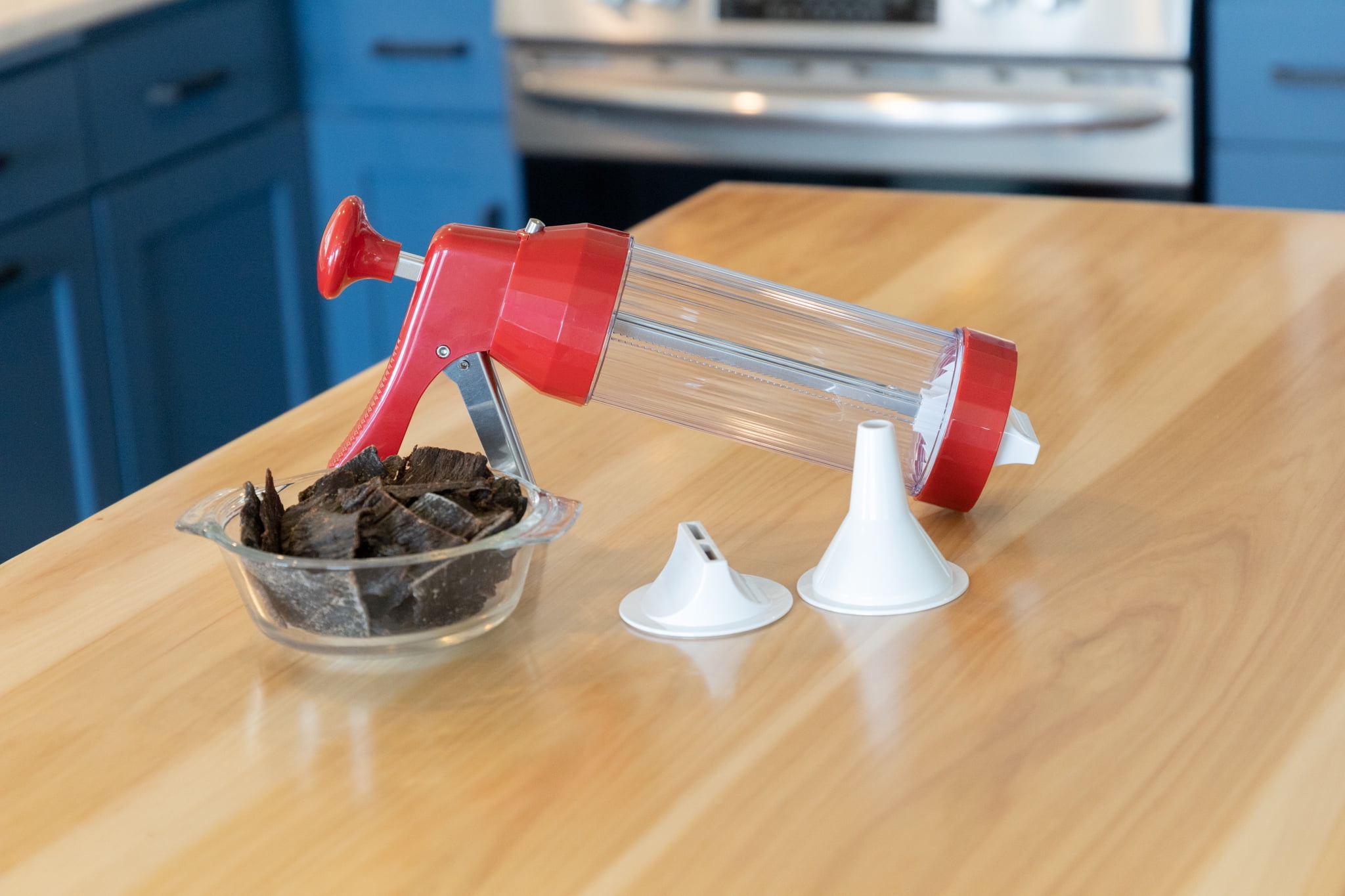 Nesco FD-61WHCK 6 Tray 500 Watt Food Dehydrator with Jerky Gun