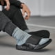 thumbnail image 5 of Sandalia Recovery OOFOS ooAhh Sport Flex negra mate unisex, 5 of 7