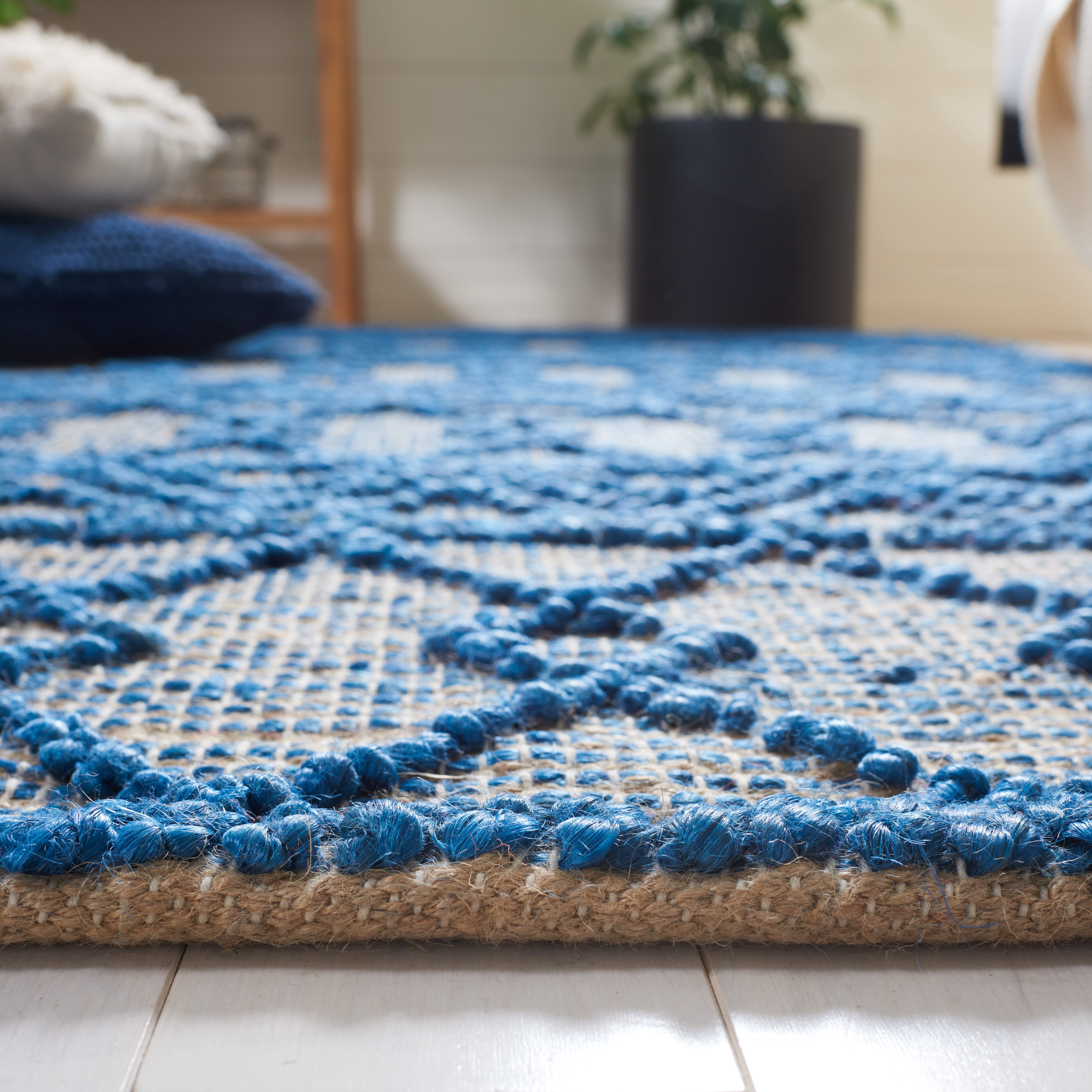 SAFAVIEH Natural Fiber Tayler Geometric Area Rug, Blue/Natural, 5' x 8'