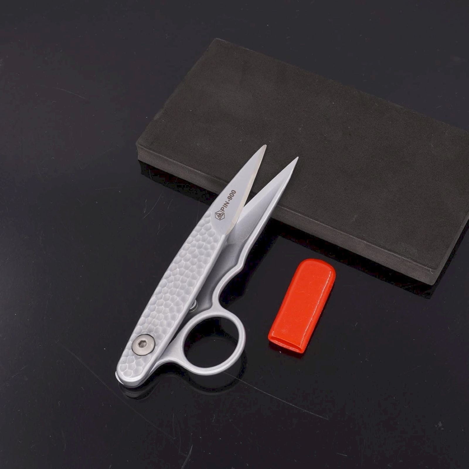 XKHBDL Premium Fabric Scissors for Cutting Clothes, Small Multi-Purpose Stainless Sewing Leather Dressmaking, Professional Crafting Shears Microcrystalline Steel Shears Office Cutting Tools