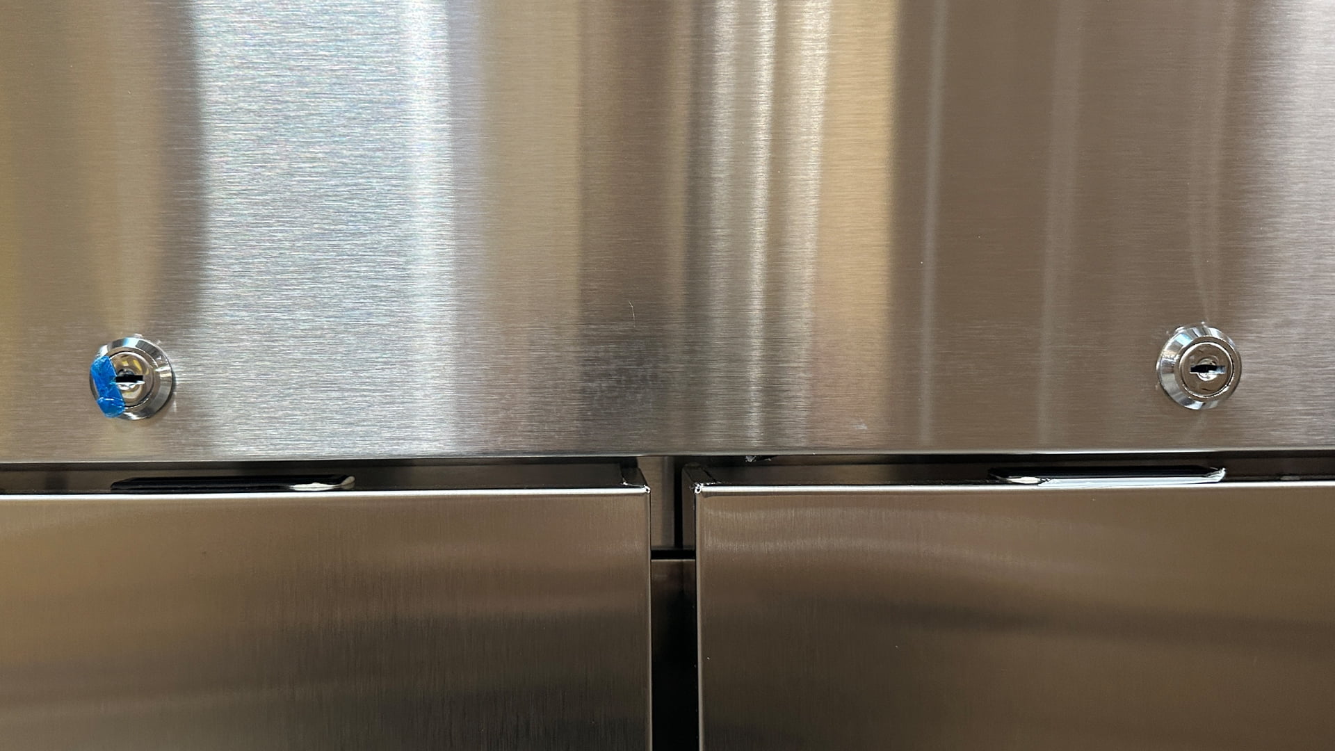 80.5” NSF Stainless Steel 3-Door Reach-In Commercial Freezer | 72 Cu. Ft | Bottom-Mount Compressor | R290 Eco Refrigerant | ETL & NSF Certified
