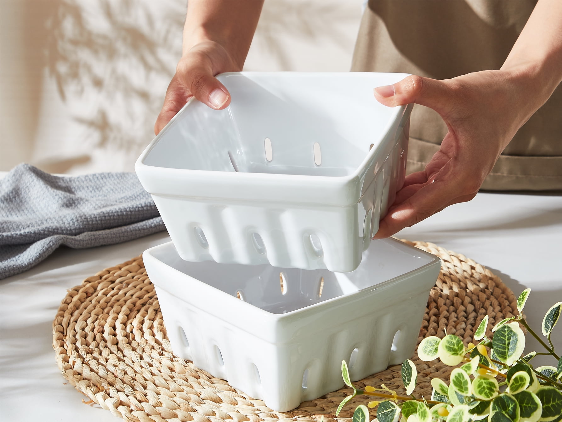 CONTENPO Ceramic Berry Basket Square Fruit Bowls with Holes Berry Bowl Colander Fruit Basket for Kitchen Décor - 5.9" Berry Containers for Fridge, Set of 2, White