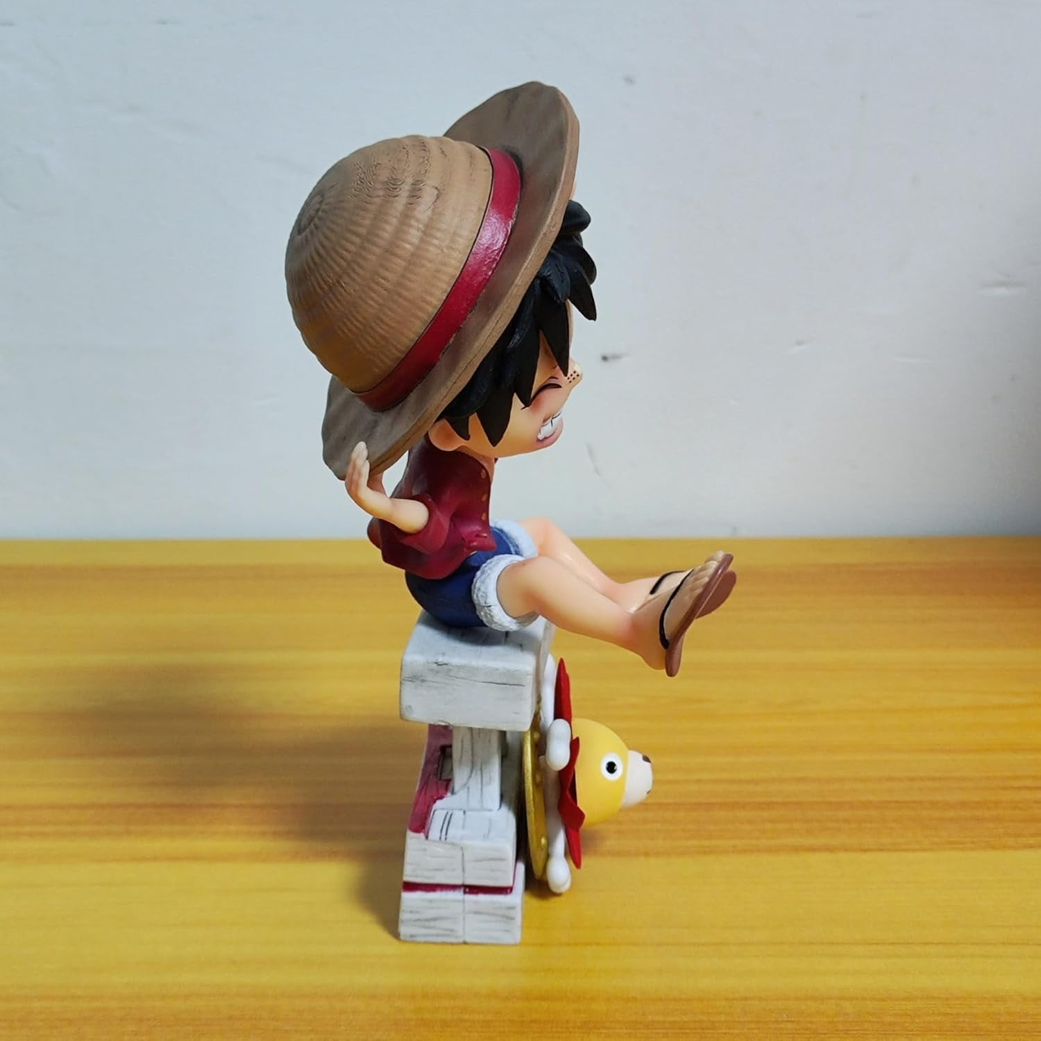 Newly Luffy Figure Sitting Q Version Hat Monkey D. Luffy Anime Figures 16cm/6.3inch Handmade PVC Cartoon Character Model Decoration Craft Gift