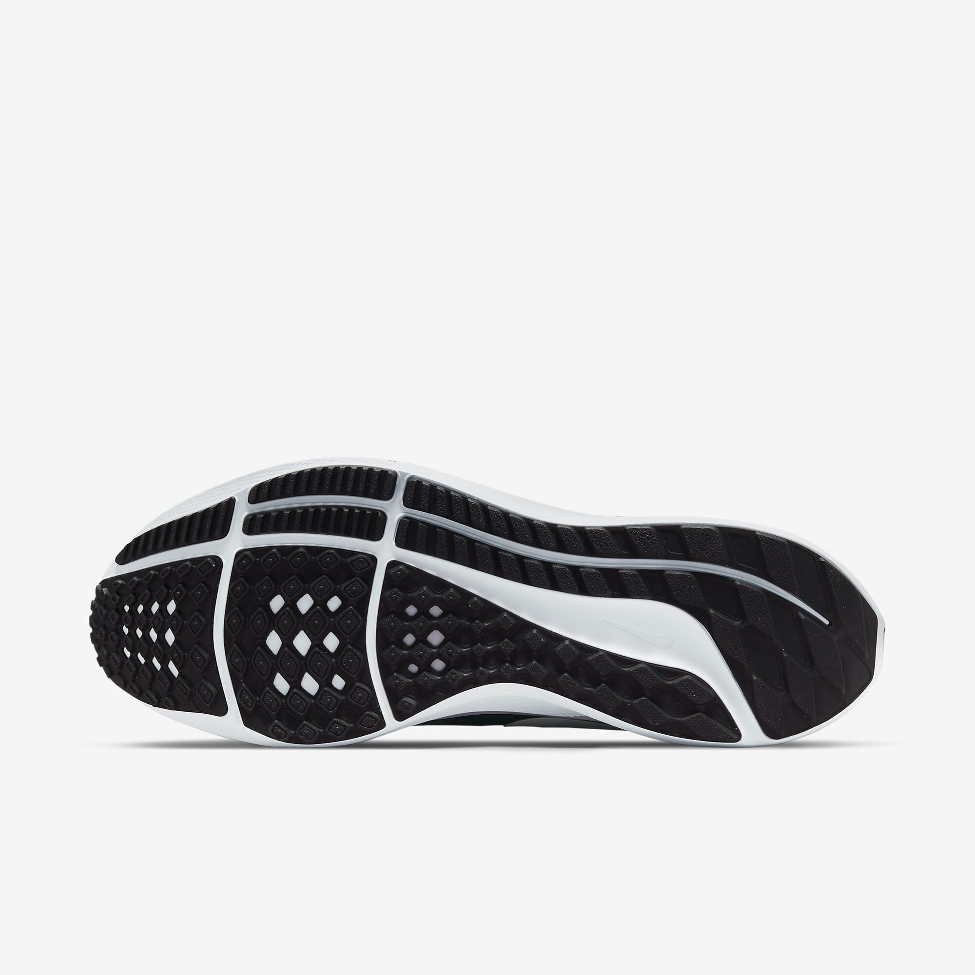 Nike Air Zoom Pegasus 39 Men's Size 9.5 Black White Athletic Shoes DH4071 001