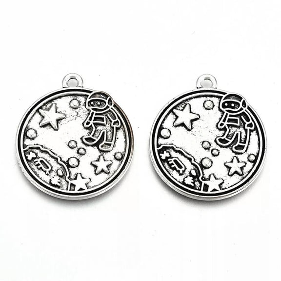 U8MO Astronaut Charms Man on the Moon Pendants Antiqued Silver Space Jewelry 28mm 5pc