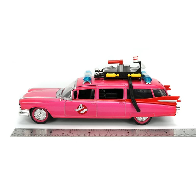 Jada Toys Pink Slips 1:24 Ghostbusters Ecto-1 Die-Cast Model