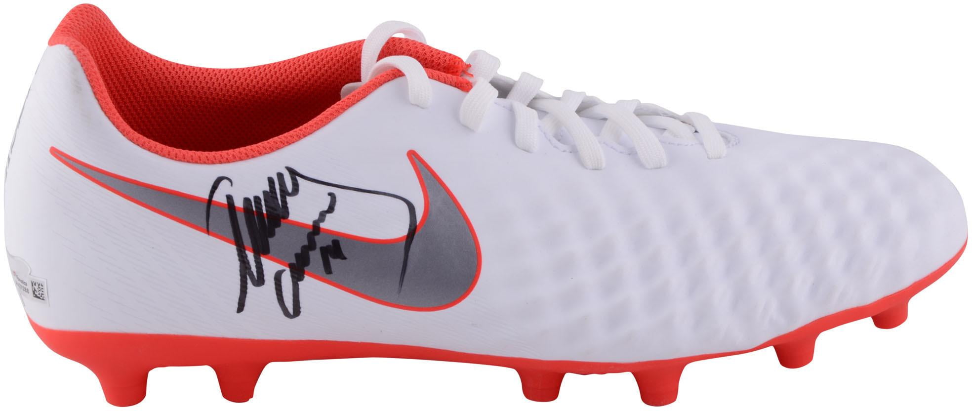 magista soccer shoes