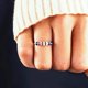 thumbnail image 5 of Anillos esmaltados para mujeres con ansiedad, para mi hija, antiansiedad, anillos giratorios multicolores de acero inoxidable para aliviar el estrés con cuentas, tu ansiedad es L, 5 of 5