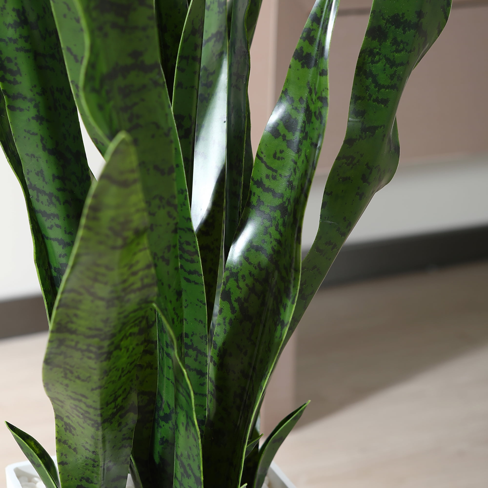 flybold Fake Snake Plant Faux Snake Plant,Large Faux Sansevieria Plant  Artificial with 7 Tall Leaves Thick Durable Pot for Indoor Modern Decor  Mother in Law Tongue Plant (Green, 16 Inch) : 