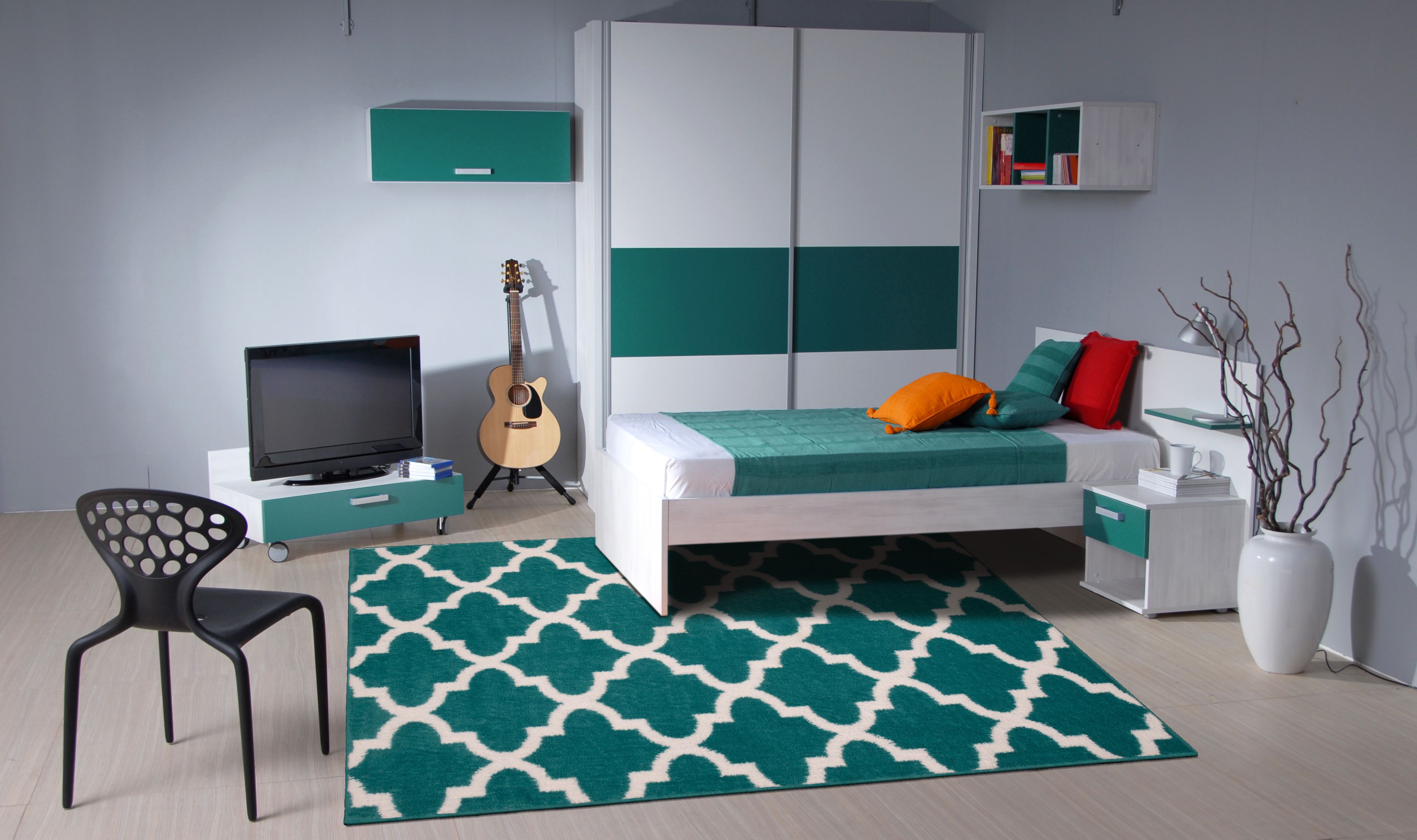 Mainstays Quatrefoil Polypropylene Teal/White Indoor Area Rug, 45" x 66"