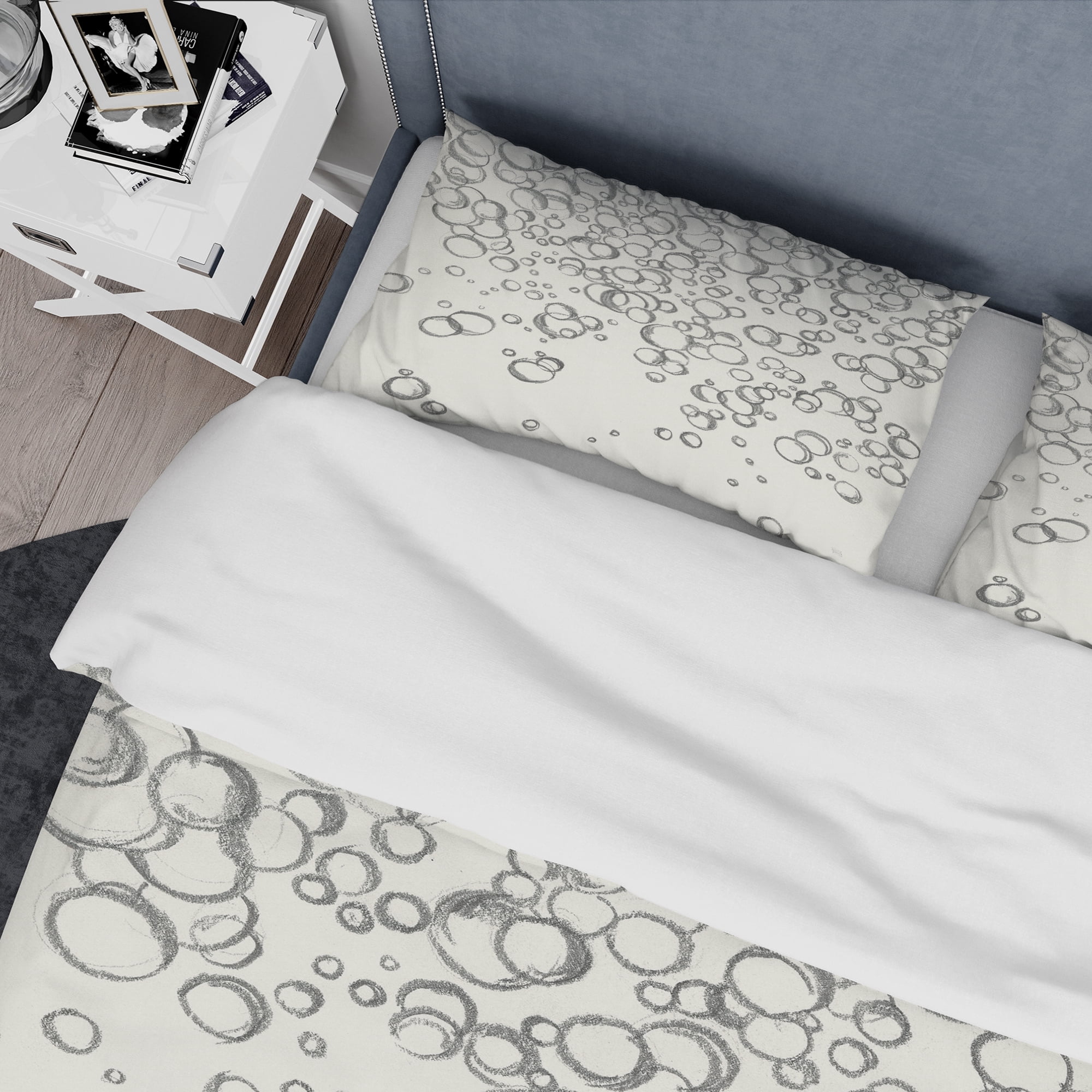 Designart 'Simple Bubbles I' Geometric Duvet Cover Set
