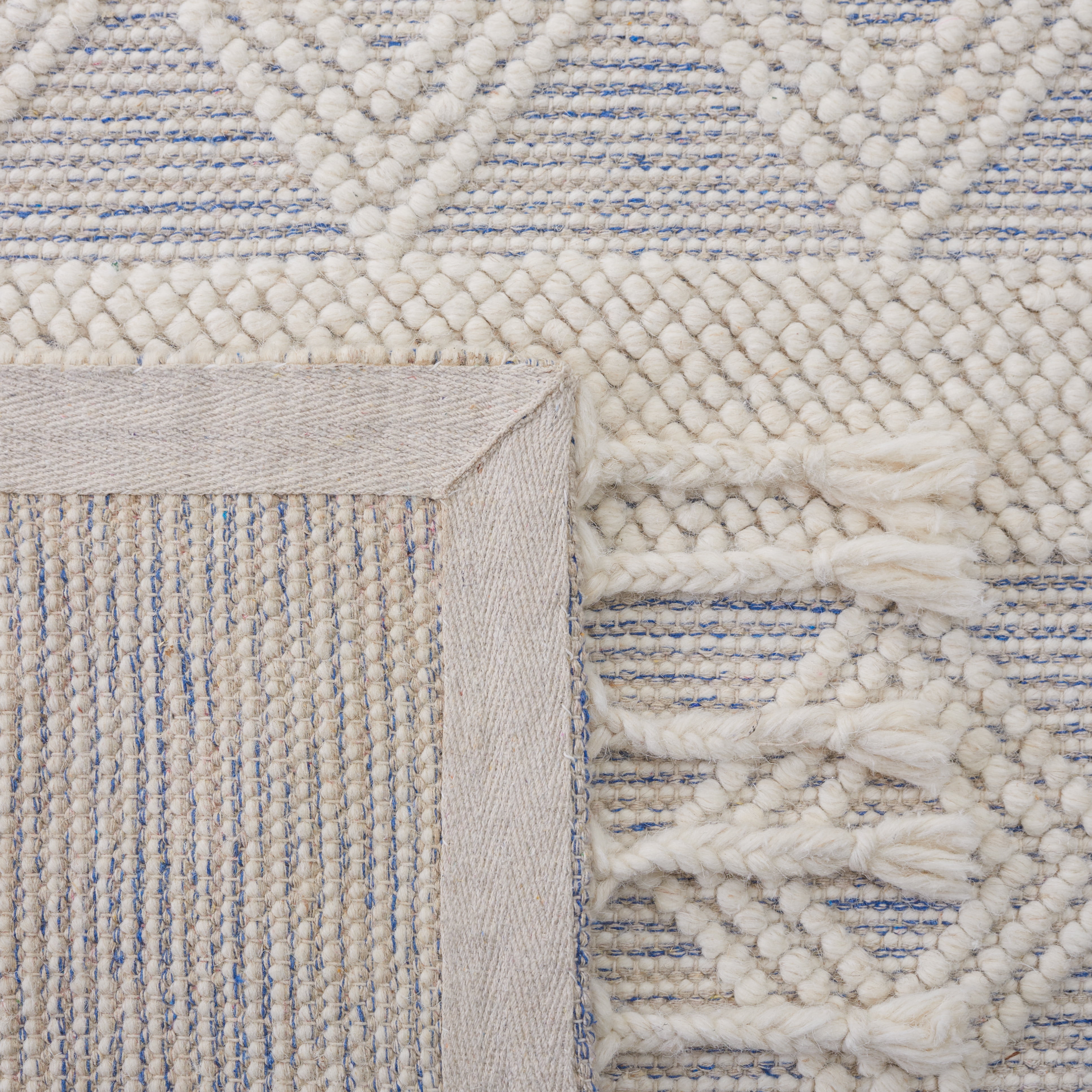 SAFAVIEH Natura Isaiah Southwestern Wool Area Rug, Ivory/Beige, 3' x 5'