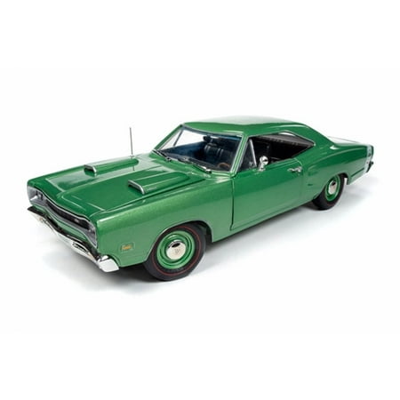 1969 Dodge Coronet Super Bee Hard Top, Green - Auto World AMM1136 - 1/18 Scale Diecast Model Toy