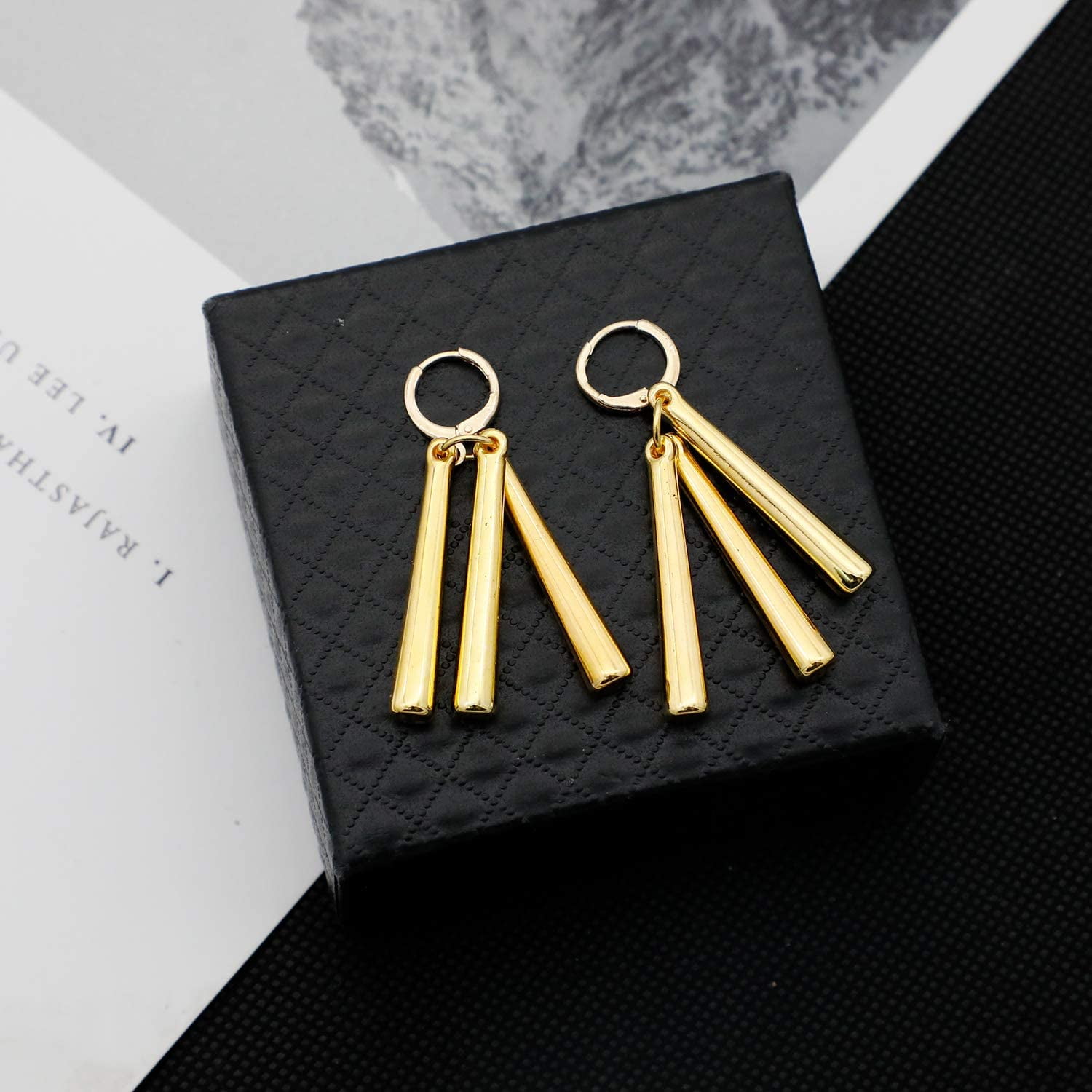 Zoro Anime Bar Earrings - Gold Chunky Drop Earrings For Cosplay, One Piece Fan Jewelry