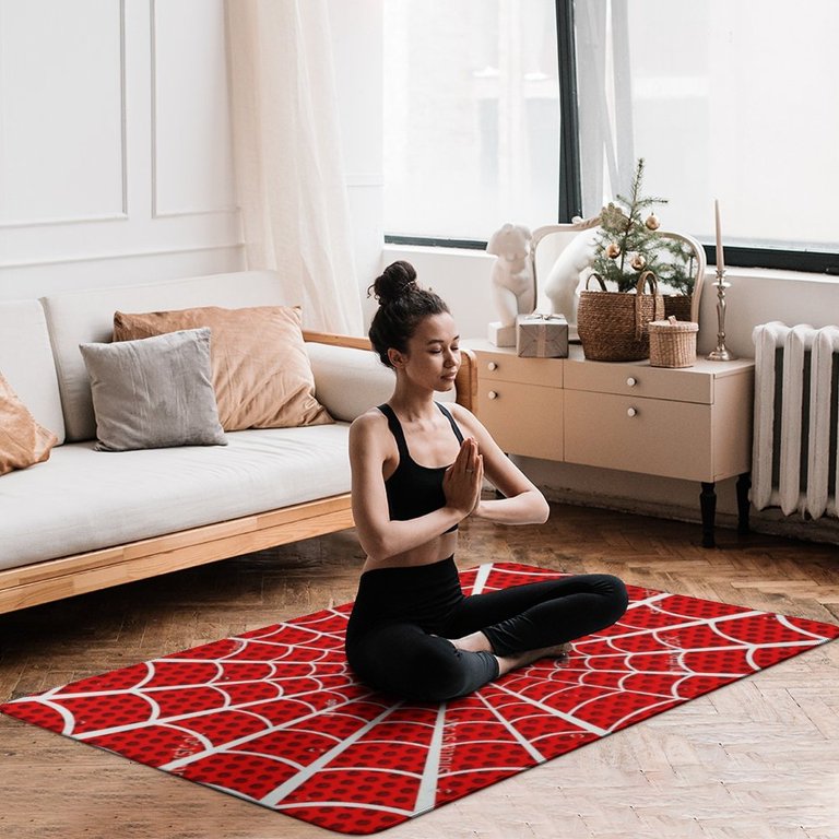 Red Spider Web Area Rug - 5x7 Feet, Washable, Non-Slip, Low-Pile For Living Room, Bedroom, Or Farmhouse Decor