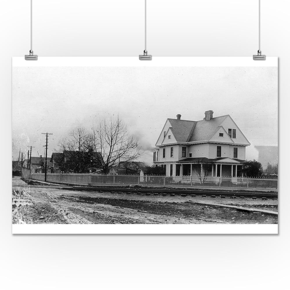 Westport, Oregon View of Residences (24x36 Giclee Gallery Print, Wall