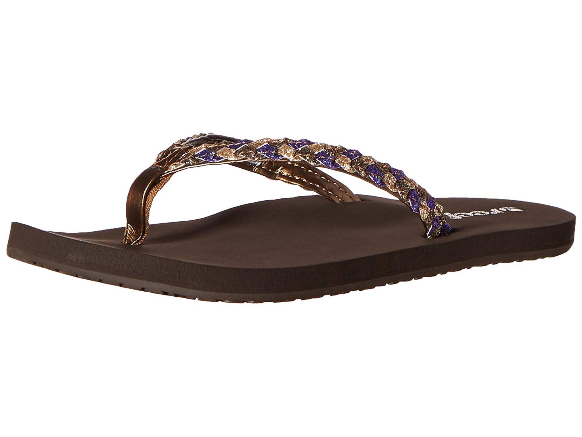 reef twisted stars flip flops