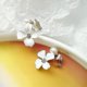 thumbnail image 2 of Pendientes sencillos de flores / Pendientes de clip, seguros y ecológicos, elegantes y sencillos., 2 of 2