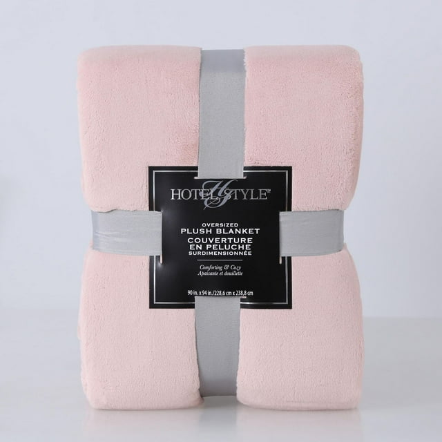 OVERSIZED PLUSH BLANKET