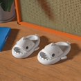 thumbnail image 3 of Zapatillas de verano de tiburón para mujer, zapatos antideslizantes de EVA, de Color sólido, para parejas de padres, para interior y exterior, divertidos, 3 of 4
