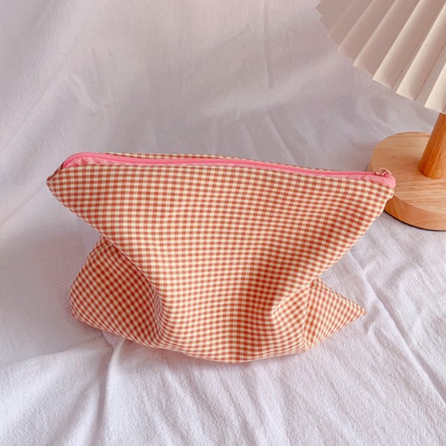 Bolsa de cosméticos a cuadros, caja de maquillaje ligera para mujeres, regalos de vacaciones (rosa) Ygjytge Cuidado Belleza