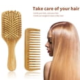 thumbnail image 3 of Juego de cepillos y peines de bambú para el cabello, peine para mujer y cepillo de madera desenredante, ideal para cabello húmedo o seco., 3 of 7