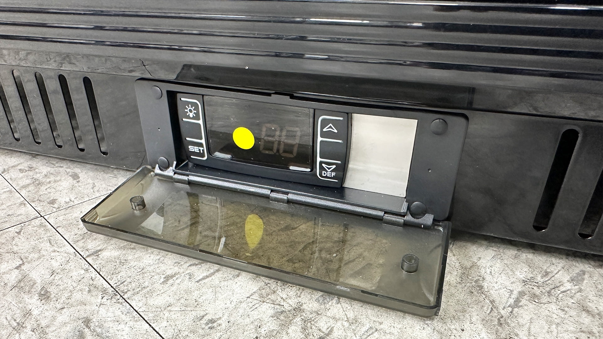 Cooler Depot 36” Back Bar Cooler NSF Beverage Merchandiser, Sliding Door, 7.4 cu ft