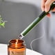 thumbnail image 1 of Encendedor de velas electrónico mango largo | Arco de plasma sin llama recargable | ABS verde | Carga USB | Pantalla digital de potencia | A prueba de viento | Seguro Sin Llama | Chimenea para, 1 of 8