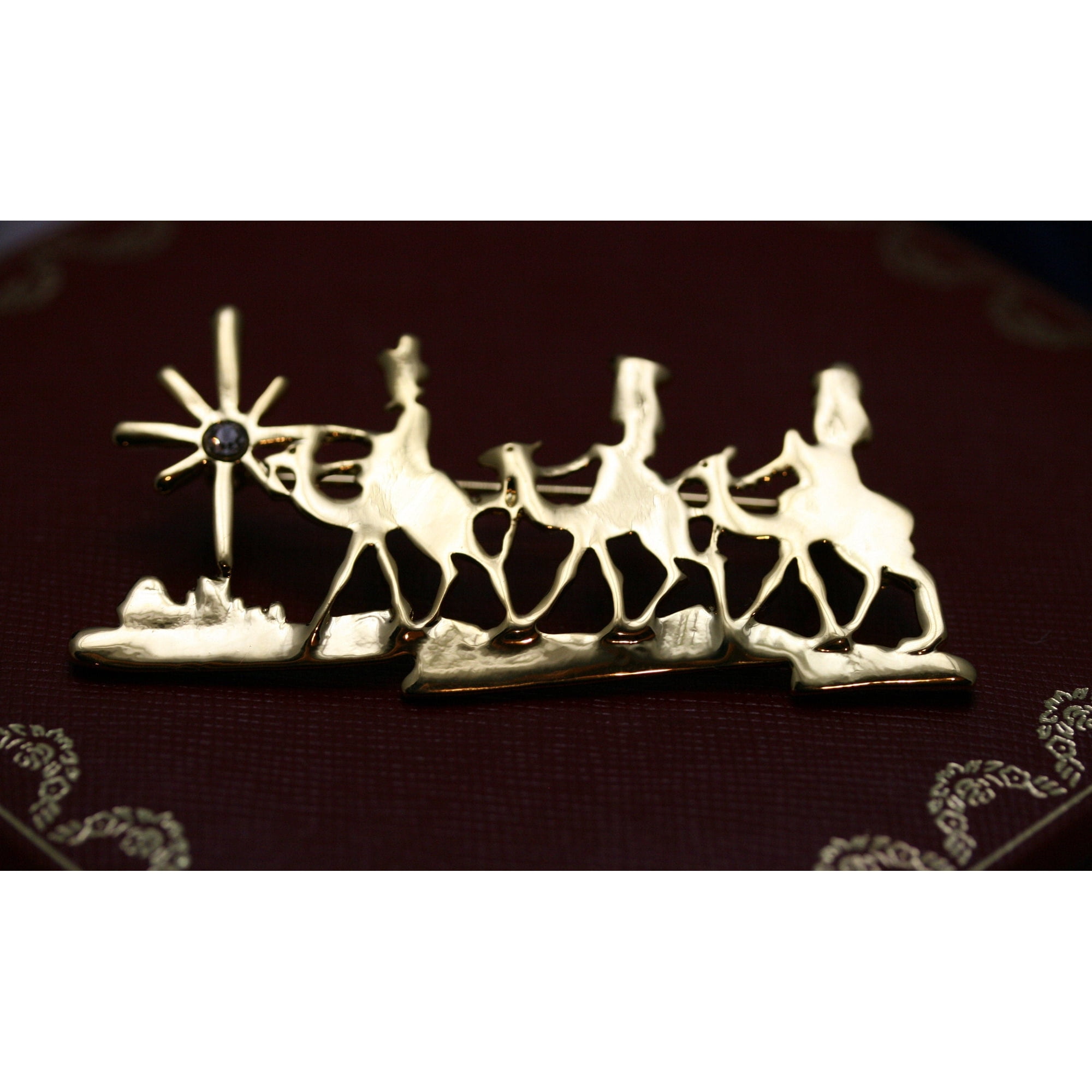 Vintage Gold Tone Three Wise Men Brooch Pin, Holiday Jewelry, Christmas Jewelry