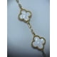 thumbnail image 3 of Pulsera Trébol Enchapado Oro 18k Acero Inoxidable Unisex Blanco, 3 of 3