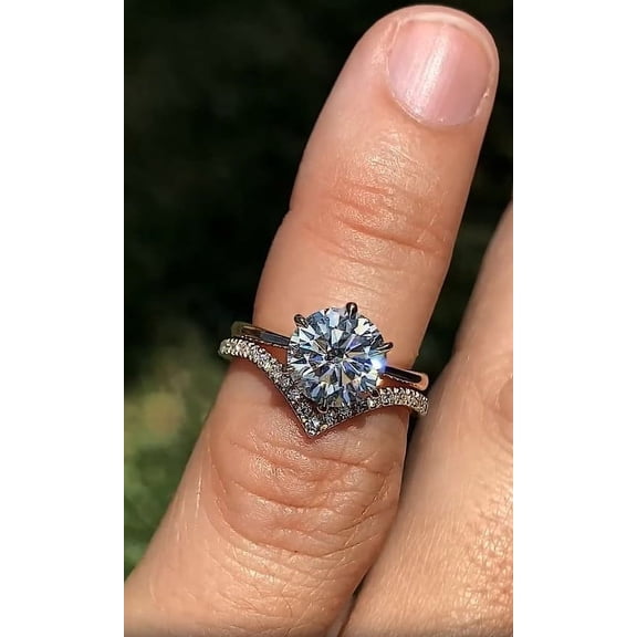 Solitaire Brilliance 1.5CT Round Cut Moissanite Engagement Ring with V shaped Round Moissanite Wedding Band, Wedding Set For Women in 10K Yellow Gold, Ring Size 4