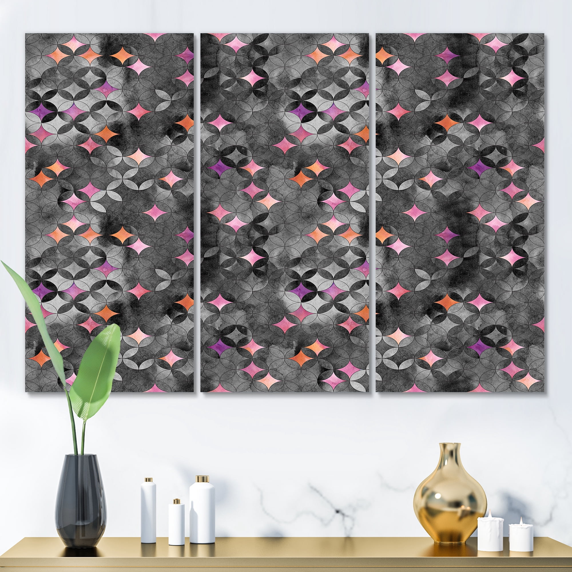 Designart ' Geometry Pink Stars With Intersecting Circles ' Modern Canvas Wall Art Print