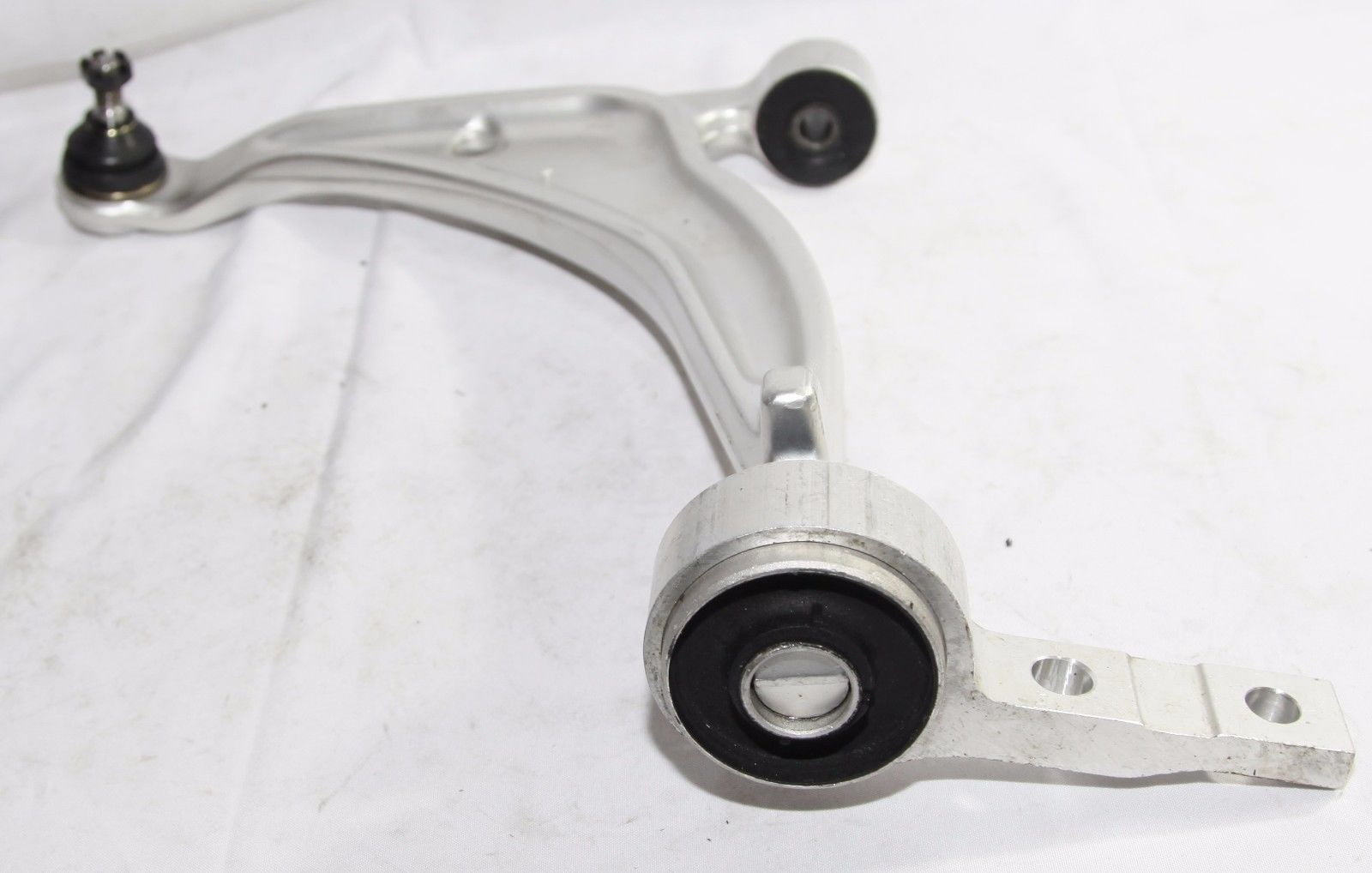 FRONT Driver Lower Control Arm Ball Joint for 20022006 Nissan Altima