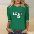 thumbnail image 1 of Hauts pour Femmes Manches Trois-Quarts Cœur Saint-Valentin Col Rond Imprimé Décontracté T-Shirt Ample Vert P, 1 of 5