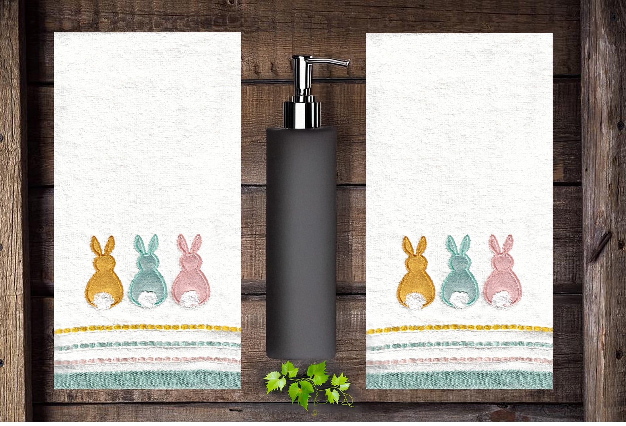 Celebrate Bunny Butts Bath Hand Towels Set of 2, Decorative Border