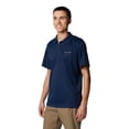 thumbnail image 4 of Polo Columbia Utilizer para hombre Collegiate Navy - L, 4 of 7