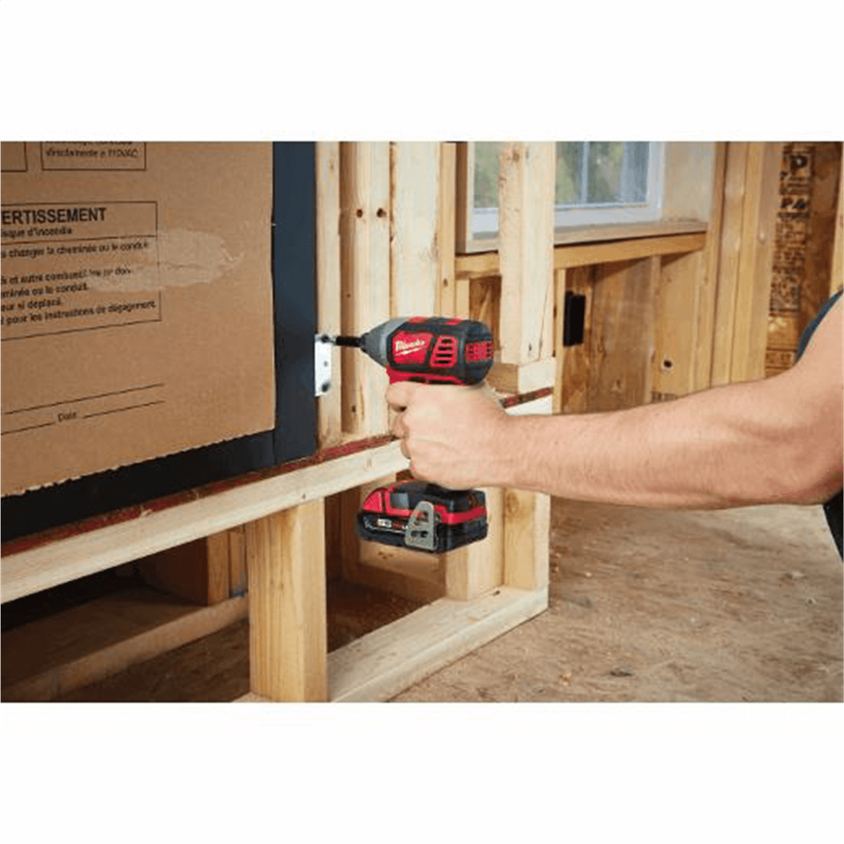 Milwaukee 2656-22CT 18V Cordless Drill Driver, 1.5Ah, 450 in-lbs Torque, 1800 RPM