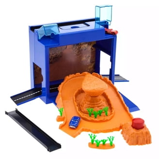 Disney Pixar Cars Toy: Lightning McQueen Mechanic Shop & Launcher