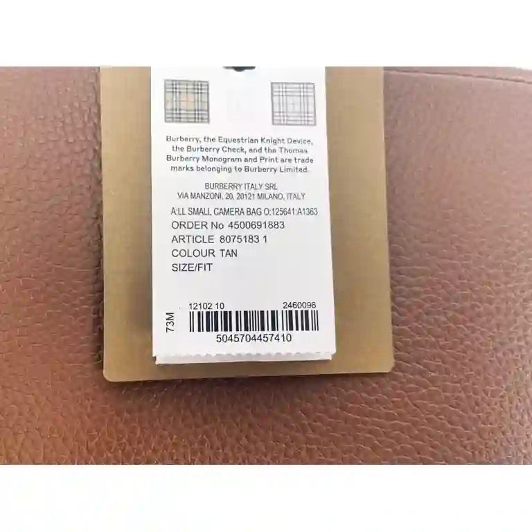 送料関税込★Burberry★TBロゴ レザー カメラバッグ★ベージュ Burberry Tan Leather Small Camera TB Logo Crossbody Bag